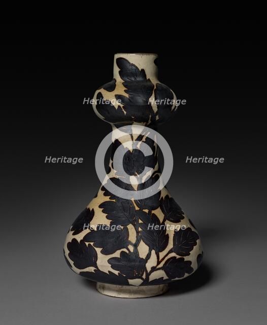 Gourd-shaped Vase, Ming dynasty (1368-1644). Creator: Unknown.