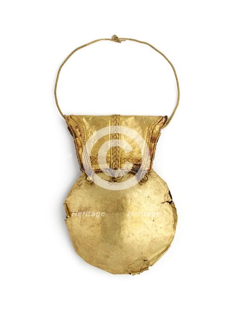Gold bulla, 1-79. Artist: Unknown.