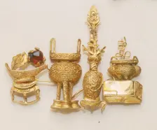 Gold filigree headdress fitting, Late Ming dynasty, China, c1600. Creator: Unknown