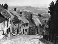 Gold Hill, Shaftesbury, Dorset, c1955. Creator: Arthur Charles Kirby Ware