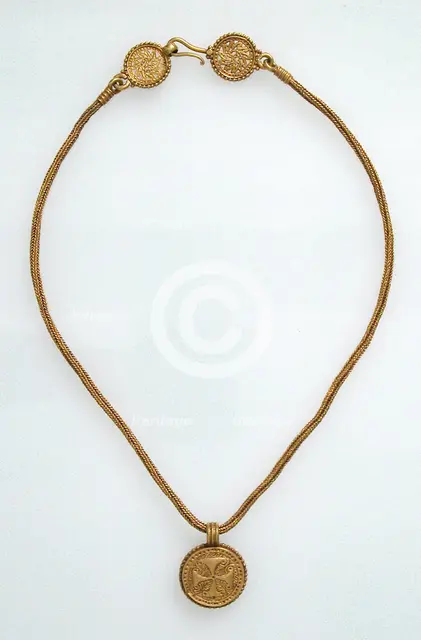 Gold Necklace with Pendant Cross, Byzantine, 6th-7th century. Creator: Unknown.
