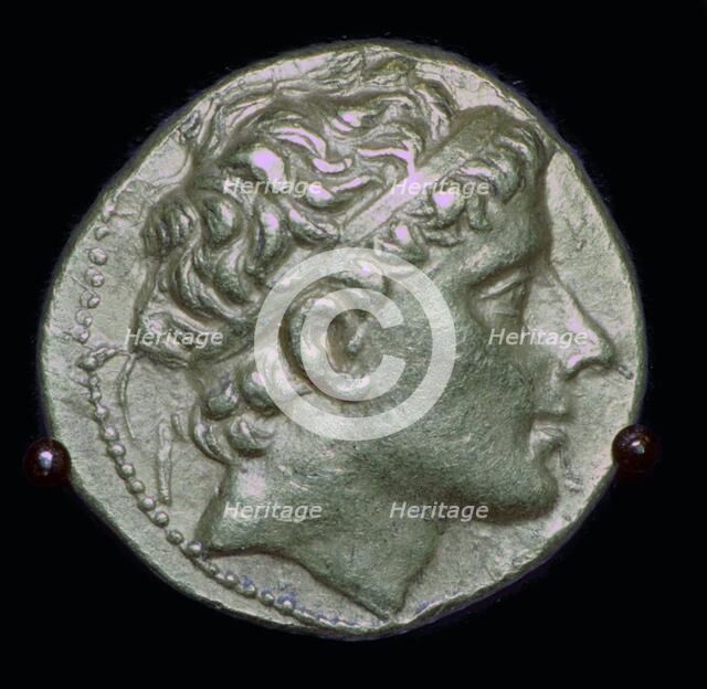 Gold stater of Antiochus Theos II, 3rd century BC. Artist: Unknown