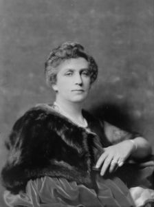 Goldman, Henry, Mrs., portrait photograph, 1917 May 19. Creator: Arnold Genthe
