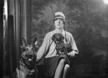 Goldbeck, Walter, Mrs., with dogs, portrait photograph, 1926 Oct. 18. Creator: Arnold Genthe