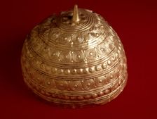 Golden helmet of a Celtic warrior, from Rianxo, part of the Castro culture