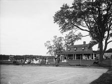 Golf club, Manhanset House, Shelter Island, N.Y., between 1900 and 1905. Creator: Unknown
