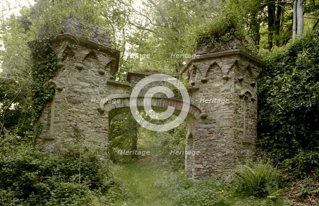 Gate piers on the Glenthorne Estate, Countisbury, Devon, 1999. Artist: EH/RCHME staff photographer