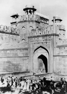 Gateway to the Red Fort, Delhi, India, late 19th or early 20th century. Creator: Unknown