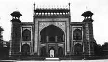 Gateway to the Taj Mahal, Agra, India, 1916-1917