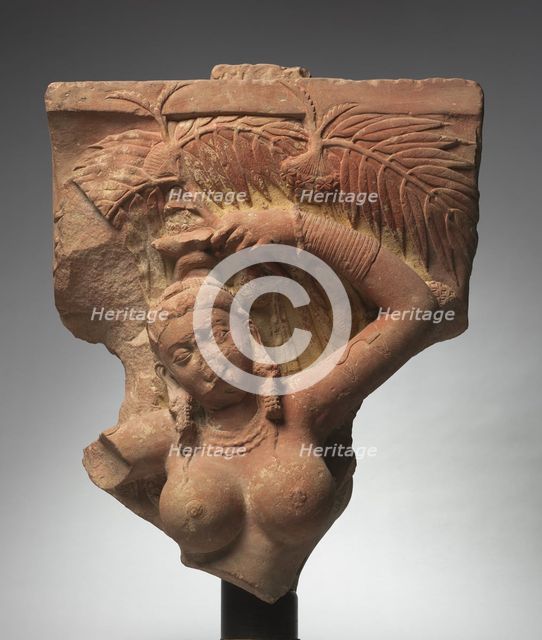 Gateway Bracket, 150-200. Creator: Unknown.
