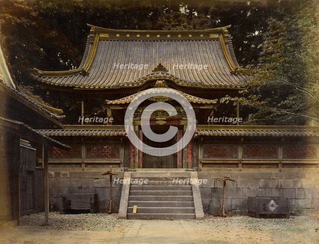 Gateway Kurohozon, Shiba, 1863-1868. Creator: Felice Beato.