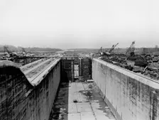 Gatun Lock chamber, Panama Canal, between 1910 and 1914. Creator: Unknown