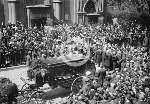 Gaynor funeral, 1913. Creator: Bain News Service.