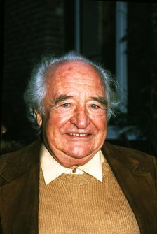 Gabriel Celaya (1911-1991), Spanish poet and writer, photo 1987