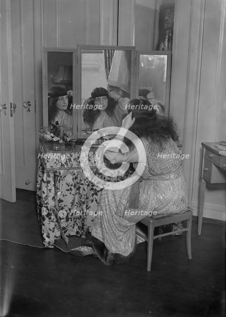 Gabrielle Gills, 1917. Creator: Bain News Service.