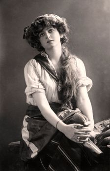 Gabrielle Ray (1883-1973), English actress, early 20th century.Artist: W&D Downey