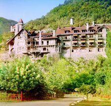 Gagra: view of Prince Oldenburg's palace from the wharf, between 1905 and 1915. Creator: Sergey Mikhaylovich Prokudin-Gorsky