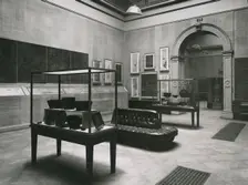 Gallery 7, Royal Academy of Arts, International Exhibition of Chinese Art 1935-36, 1935. Creator: Unknown