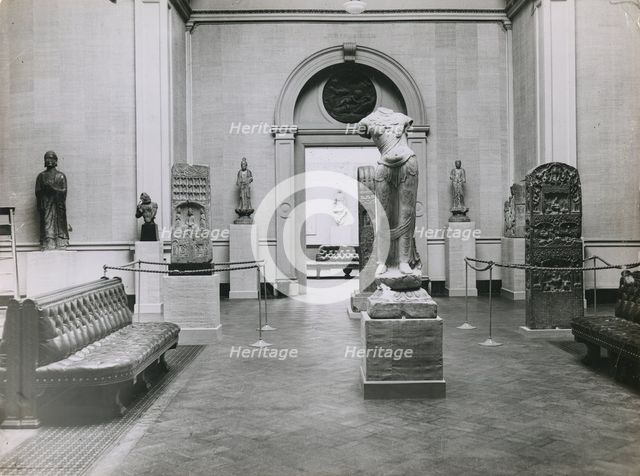 Gallery views of the 'International Exhibition of Chinese Art' held at the Royal Academy of...1935. Creator: Planet News Ltd.