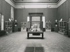Gallery views of the International Exhibition of Chinese Art held at the Royal Academy, 1935. Creator: Unknown