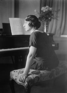 Galli-Curci, between c1915 and c1920. Creator: Bain News Service