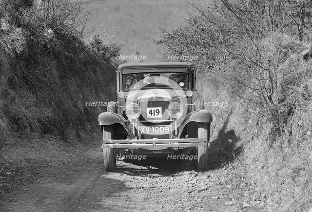 Gardner of HH Vaughan-Knight competing in the MCC Lands End Trial, Beggars Roost, Devon, 1929. Artist: Bill Brunell.