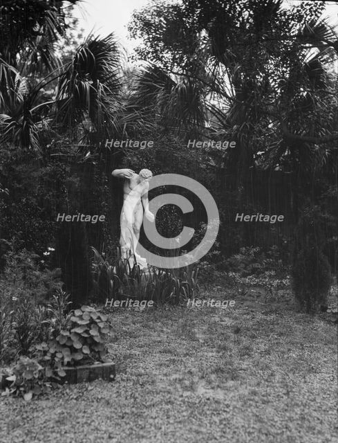 Garden with a statue, New Orleans or Charleston, South Carolina, between 1920 and 1926. Creator: Arnold Genthe.