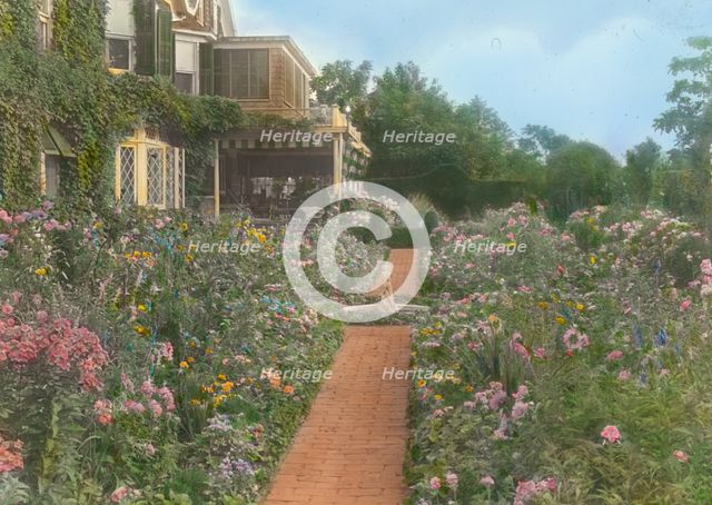 "Gardenside," Frederick Augustus Snow house, Ox Pasture Road, Southampton, New York, c1914. Creator: Frances Benjamin Johnston.