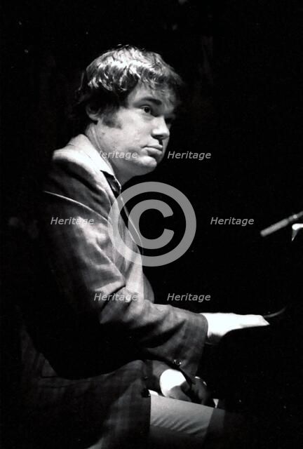 Gareth Williams, Ronnie Scott's, London, 2000. Artist: Brian O'Connor