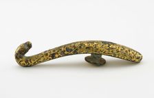 Garment hook (daigou) with interlace, Late Eastern Zhou dynasty, 5th-4th century BCE. Creator: Unknown