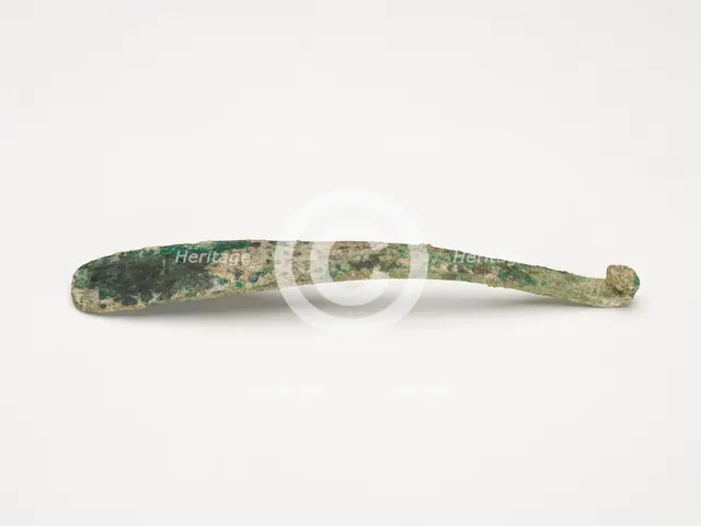 Garment hook (daigou), Eastern Zhou dynasty, mid-4th century BCE. Creator: Unknown.