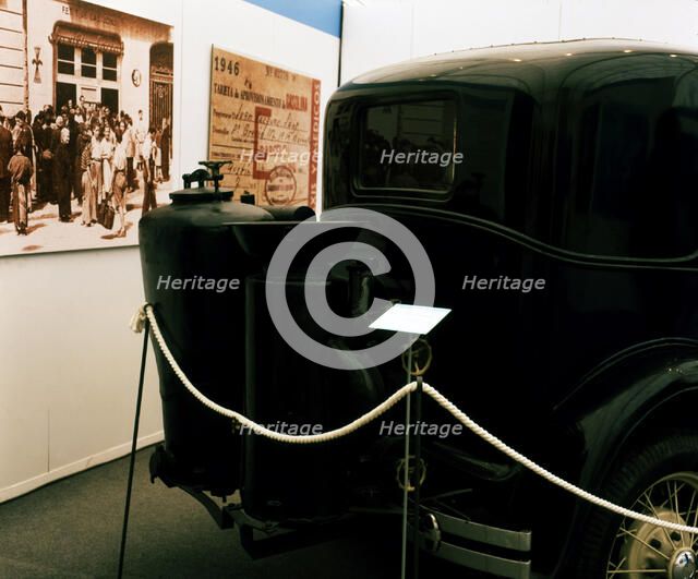 Gas generator device that is installed in automobiles to produce fuel gas as fuel. Exhibition '20…