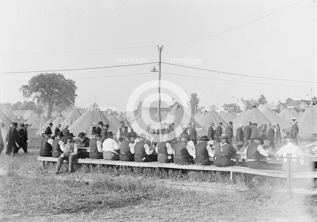 Gettysburg - Vets. at mess, 1913. Creator: Bain News Service.