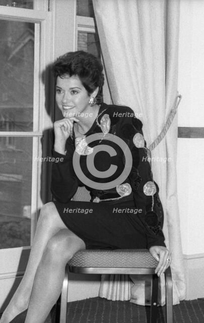 Gemma Craven, BAFTA, Picadilly, London, 1990.  Artist: Brian O'Connor.