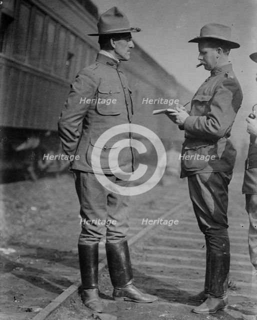 Gen. Speaks, Maj. Palmer, 1916. Creator: Bain News Service.