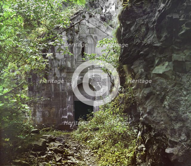 General view of Dabskii Monastery, between 1905 and 1915. Creator: Sergey Mikhaylovich Prokudin-Gorsky.