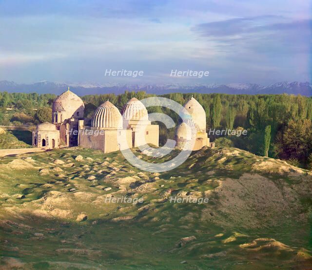 General view of the Shakh-i Zindeh mosque (evening photo), Samarkand, between 1905 and 1915. Creator: Sergey Mikhaylovich Prokudin-Gorsky.