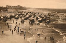 General View of the Strand at Bath-time c1928
