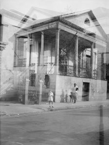 General Beauregard's house, 1113 Chartres Street, New Orleans, between 1920 and 1926. Creator: Arnold Genthe