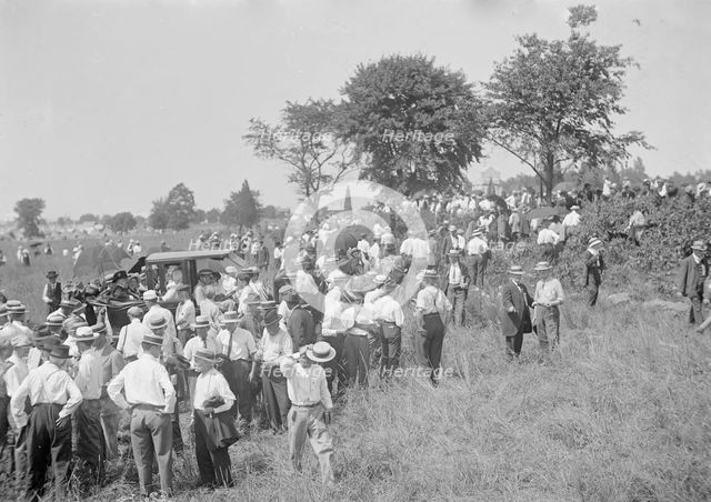 General Sickles's Carriage, Gettysburg, 1913. Creator: Bain News Service.