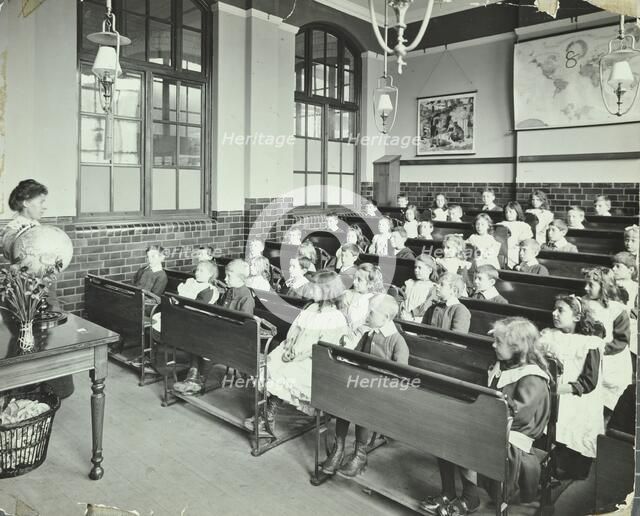 Geography lesson, Denmark Hill School, Dulwich, London, 1905. Artist: Unknown.