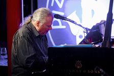 Geoff Castle, Pizza Express, Dean St, London, 2015. Artist: Brian O'Connor