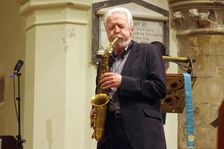 Geoff Simkins, Geoff Simkins – Howard Alden Trio, St Andrews Church, Hove, East Sussex, 21 Oct 2022. Creator: Brian O'Connor