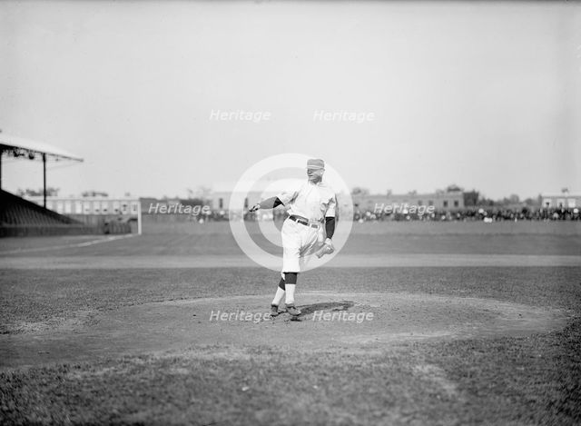 George Mullin, Washington Al (Baseball), 1913. Creator: Harris & Ewing.