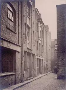 George and Catherine Wheel Alley, London, c1912. Artist: Anon