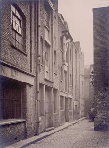 George and Catherine Wheel Alley, London, c1912. Artist: Anon