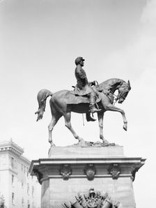 George B. McClellan - Equestrian statues in Washington, D.C., between 1911 and 1942. Creator: Arnold Genthe