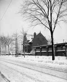 George Gough Booth residence, Detroit, Mich., between 1900 and 1905. Creator: Unknown