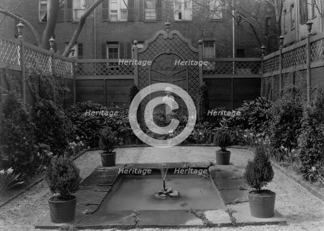 George Hoadly Ingalls house, 154 East 78th Street, New York, New York, 1921. Creator: Frances Benjamin Johnston.