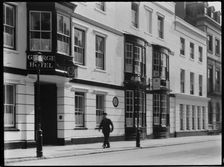 George Hotel, High Street, City of Portsmouth, 1930s. Creator: Charles William Prickett